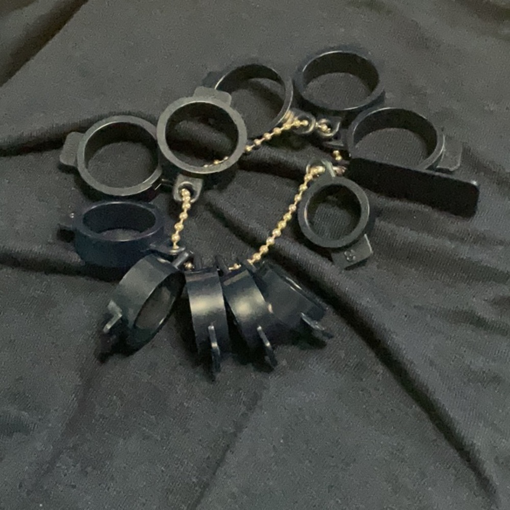 Avon Ring Sizer Keychain-Blue - Picture 2 of 2
